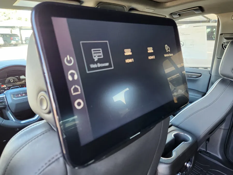 2026 GMC Yukon Elevation | Photo 10 of 25