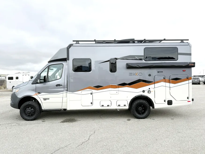 2026 Winnebago EKKO 23B | Photo 17 of 23