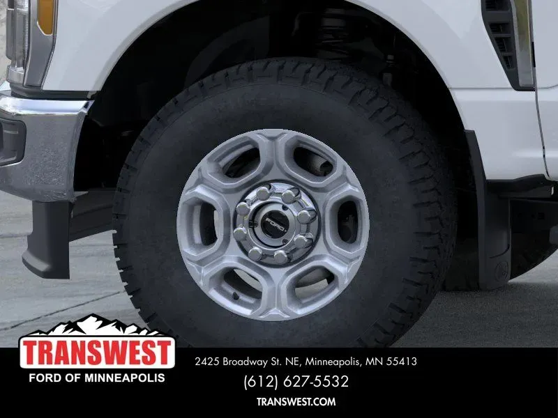 2026 Ford Super Duty F-350 XLT | Photo 18 of 22