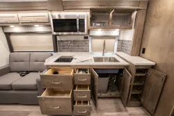 2026 Renegade Verona 40VTS | Thumbnail Photo 18 of 26