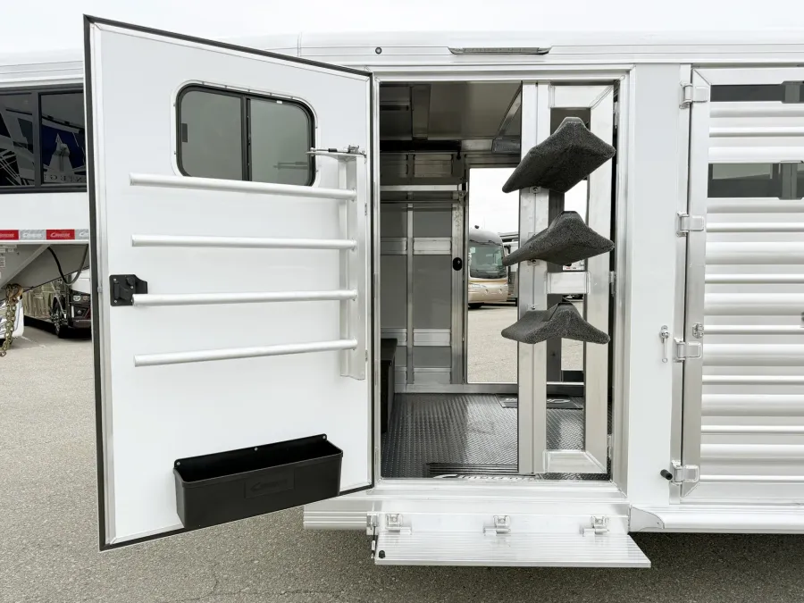 2026 Cimarron Lonestar | Photo 15 of 18