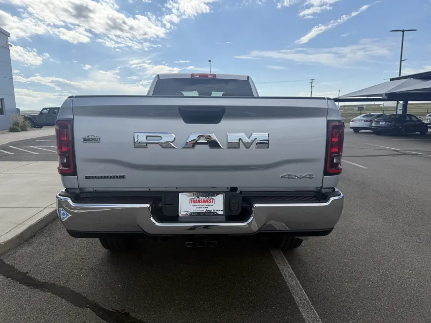 2025 RAM 3500 Big Horn | Photo 6 of 14