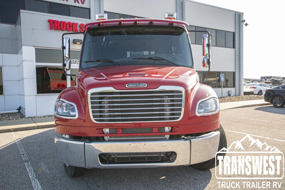 2022 Freightliner M2 106 | Photo 3 of 14