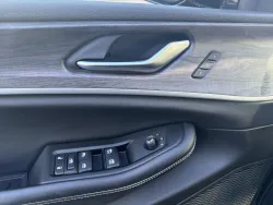 2023 Jeep Grand Cherokee L Limited | Thumbnail Photo 14 of 23