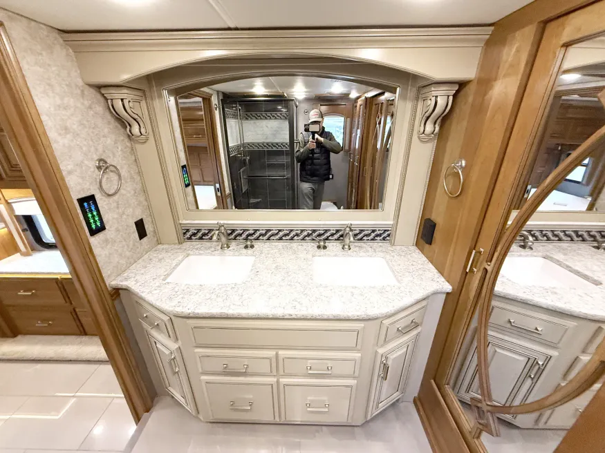 2017 Entegra Coach Cornerstone 45B | Photo 16 of 31