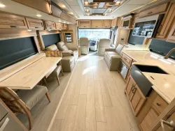 2023 Newmar Dutch Star 3736 | Thumbnail Photo 5 of 30