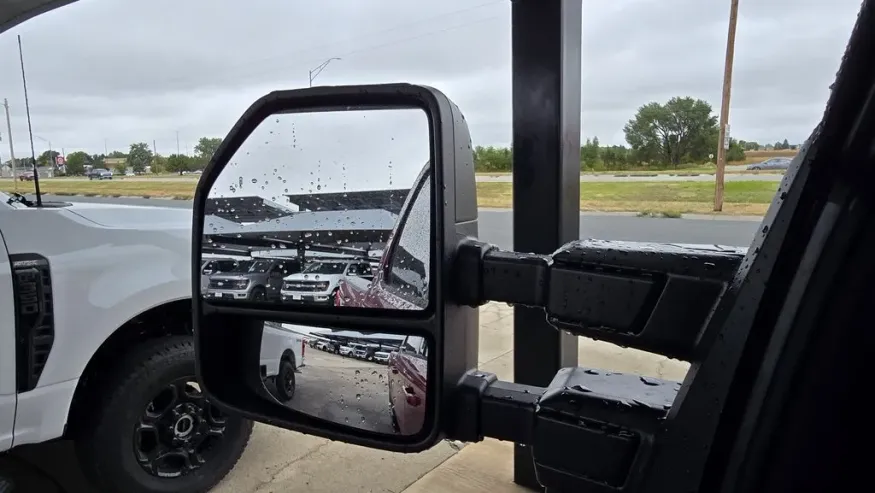 2026 Ford Super Duty F-350 | Photo 10 of 30