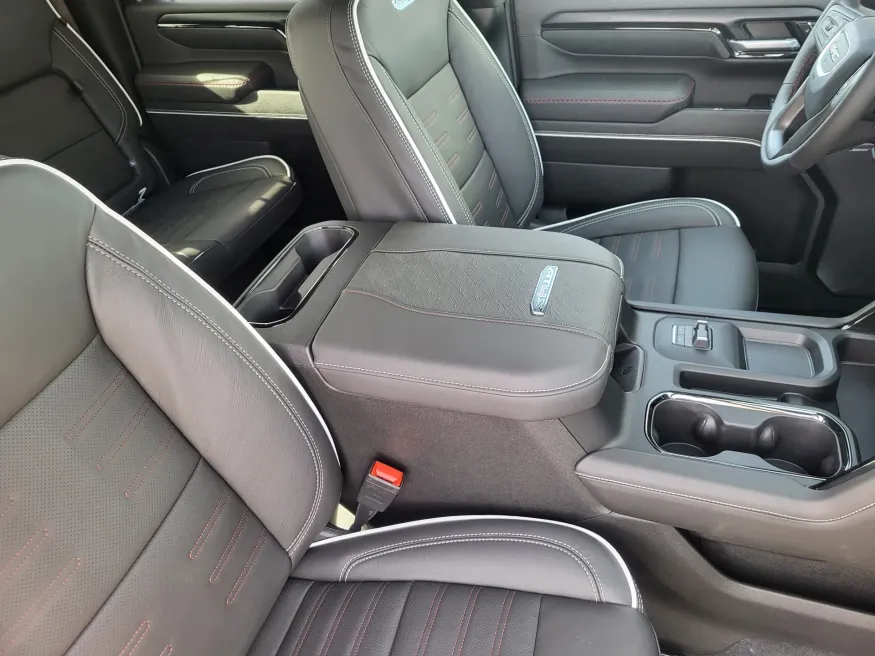 2026 GMC Sierra 2500HD AT4X | Photo 12 of 24