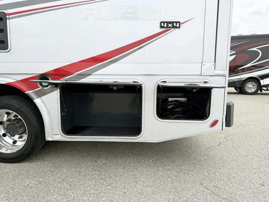 2022 Nexus Rebel 30R | Photo 22 of 22