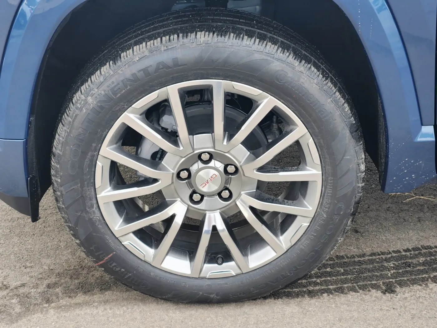 2026 GMC Terrain Denali | Photo 5 of 24