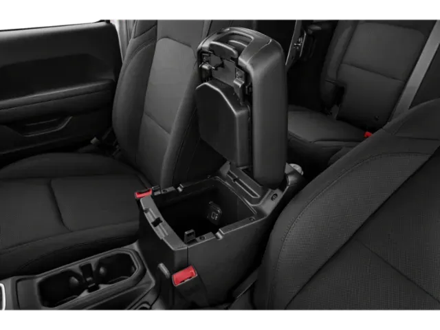 2021 Jeep Wrangler Unlimited | Photo 11 of 13