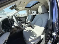 2021 Toyota Highlander XLE | Thumbnail Photo 5 of 22