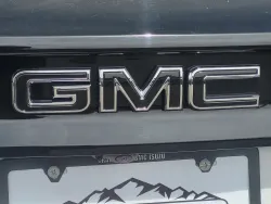 2026 GMC Acadia AWD Elevation | Thumbnail Photo 10 of 26