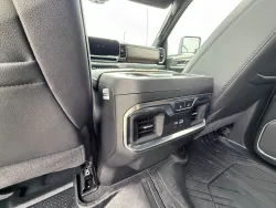 2025 Chevrolet Silverado 3500HD High Country | Thumbnail Photo 11 of 23