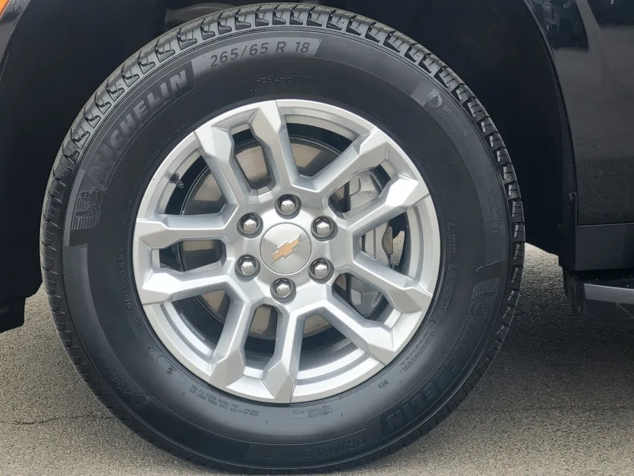 2025 Chevrolet Tahoe LT | Photo 9 of 25