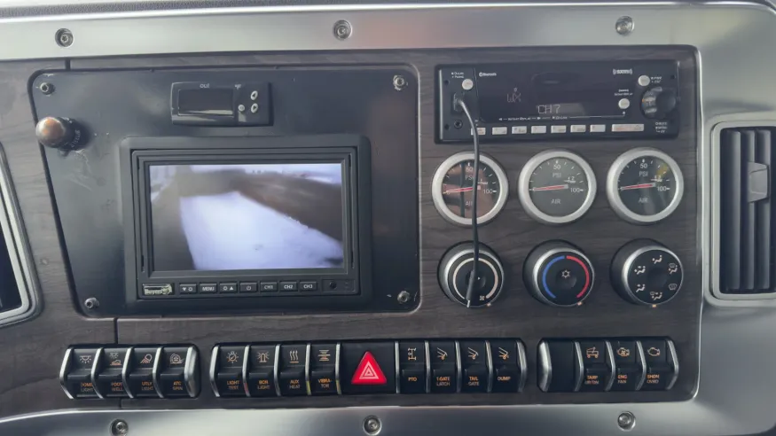 2023 Western Star 47X | Photo 16 of 22