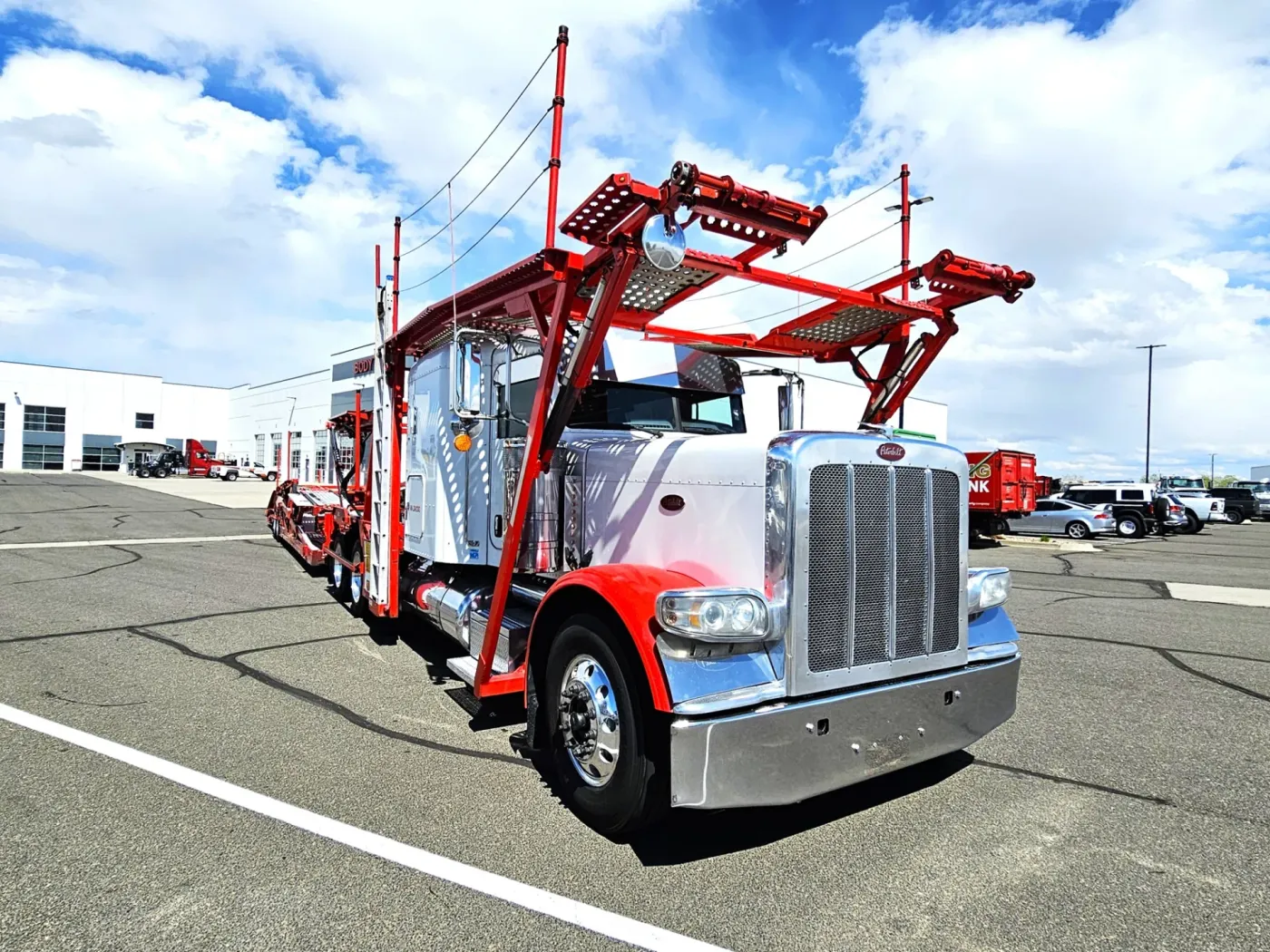 2018 Peterbilt 389 | Photo 3 of 35