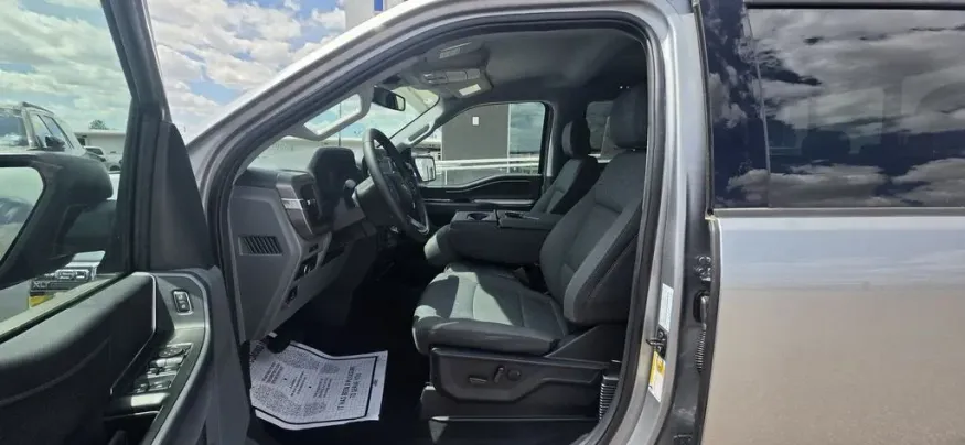 2026 Ford F-150 | Photo 14 of 29