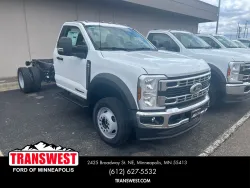 2025 Ford Super Duty F-550 XL | Thumbnail Photo 2 of 2