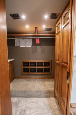 2018 Tiffin Allegro Bus 45OPP | Thumbnail Photo 33 of 34