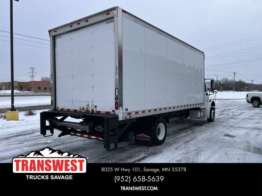 2016 Freightliner M2 106 | Photo 14 of 15