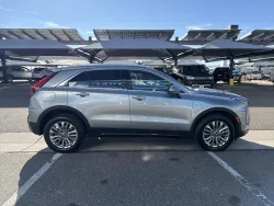 2025 Cadillac XT4 AWD Premium Luxury | Thumbnail Photo 5 of 21