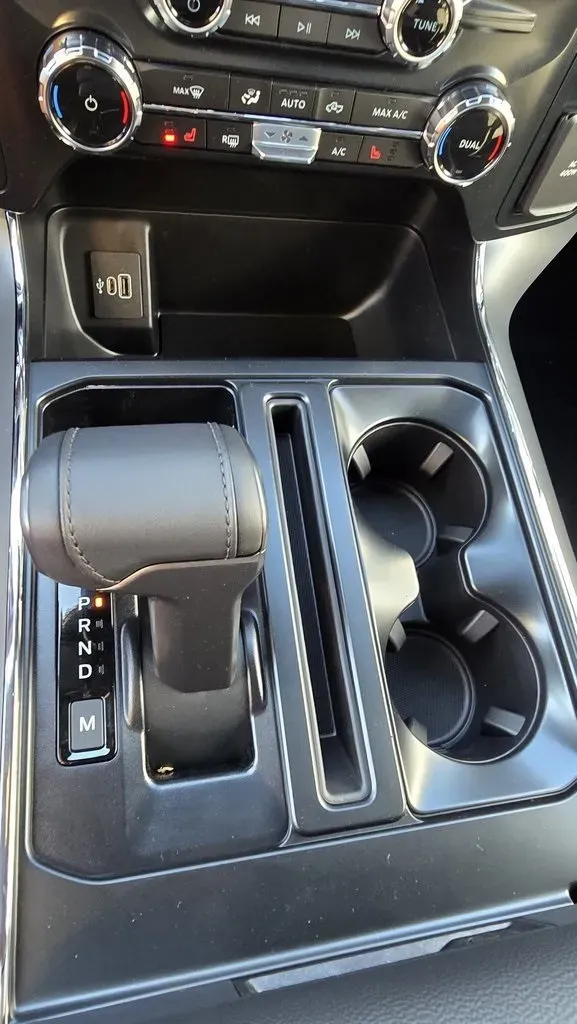 2025 Ford F-150 | Photo 18 of 24