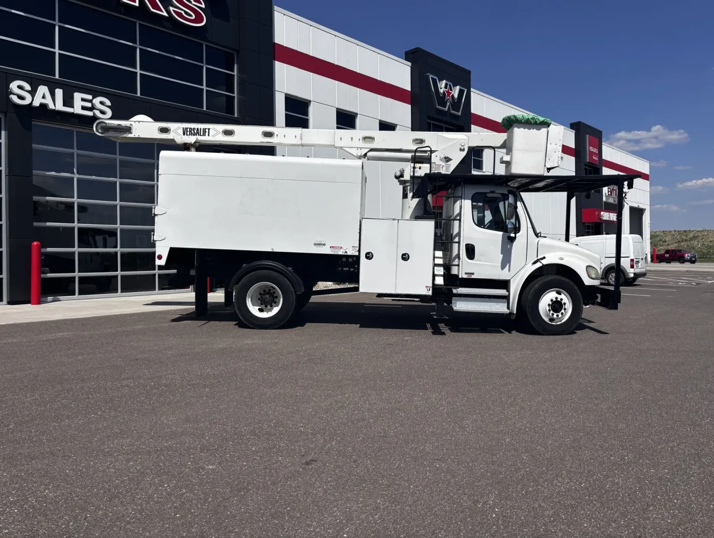 2007 Freightliner M2 106 | Photo 5 of 22