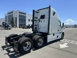 2022 Freightliner Cascadia 126 | Thumbnail Photo 5 of 24