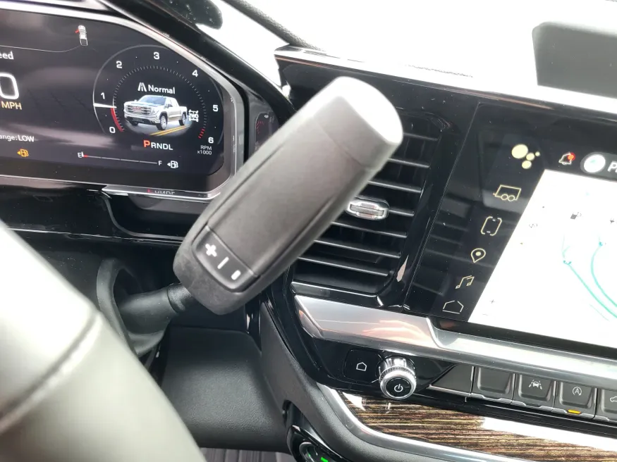 2026 GMC Sierra 1500 Elevation | Photo 17 of 23