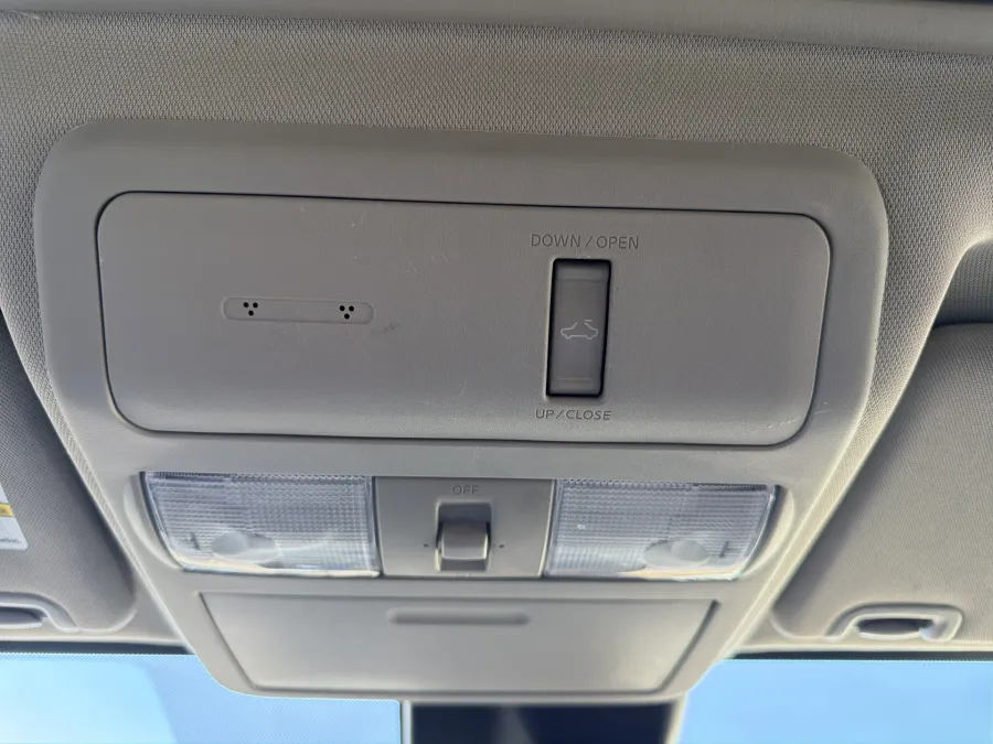 2022 Nissan Frontier SV | Photo 19 of 21