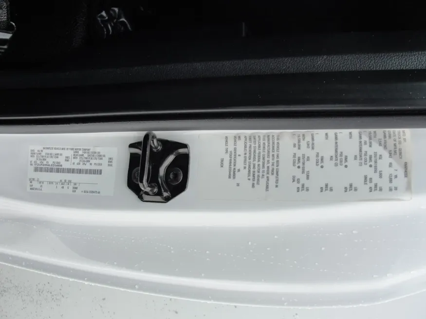 2020 Ford F-450 | Photo 13 of 14