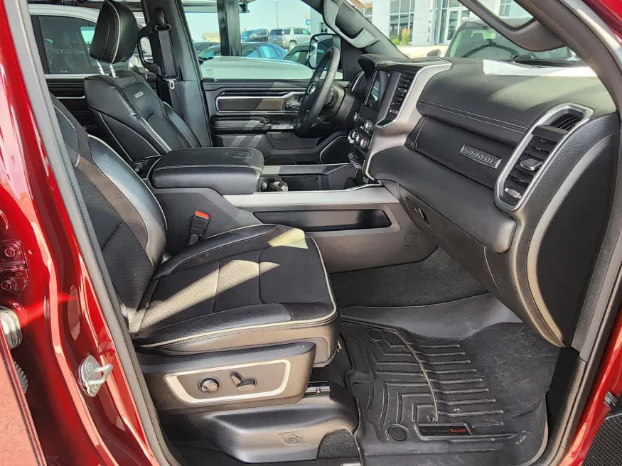 2022 RAM 1500 Laramie | Photo 29 of 32