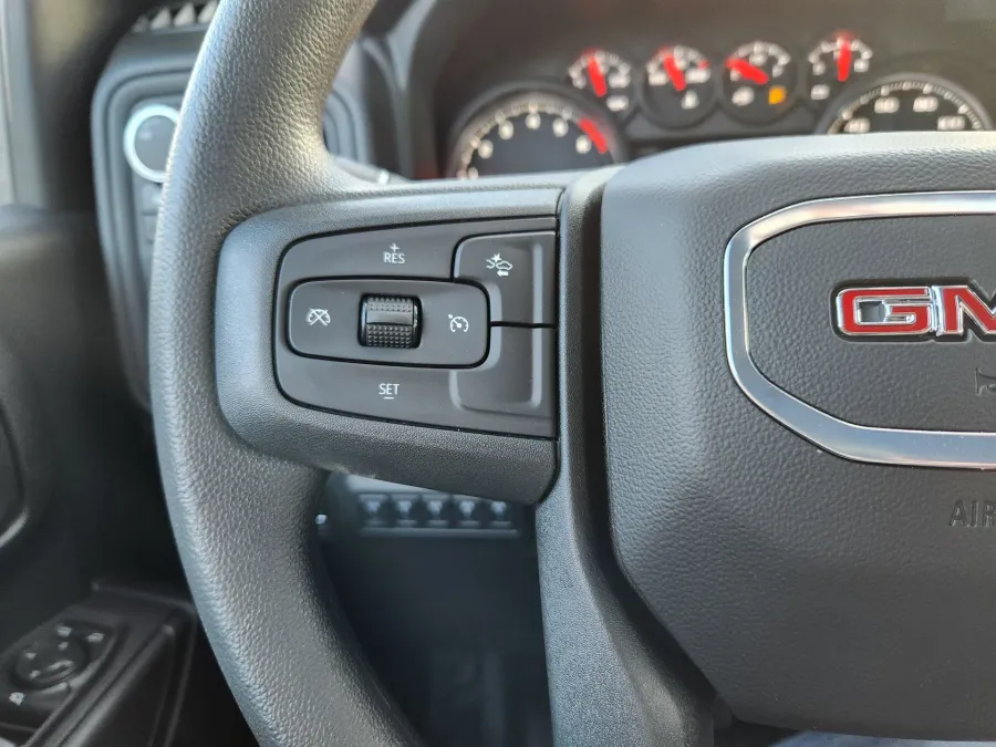 2026 GMC Sierra 2500HD Pro | Photo 21 of 28