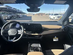 2026 Chevrolet Equinox AWD ACTIV | Thumbnail Photo 12 of 22