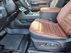 2025 GMC Sierra 2500HD Denali Ultimate | Thumbnail Photo 8 of 30