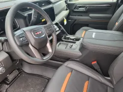 2026 GMC Sierra 3500HD AT4 | Thumbnail Photo 11 of 26