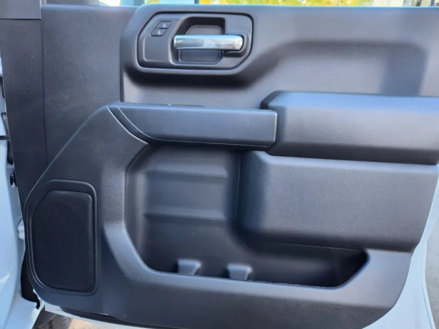 2025 GMC Sierra 2500HD Pro | Photo 19 of 32