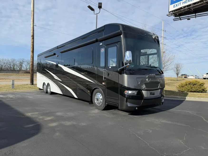 2026 Newmar Ventana 4369 | Photo 8 of 30