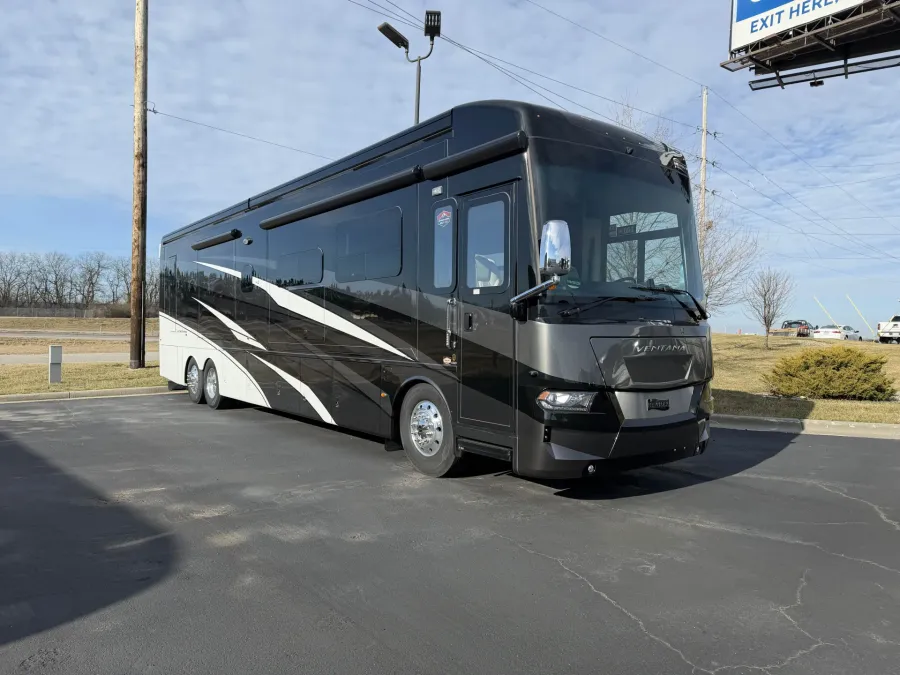 2026 Newmar Ventana 4369 | Photo 8 of 30