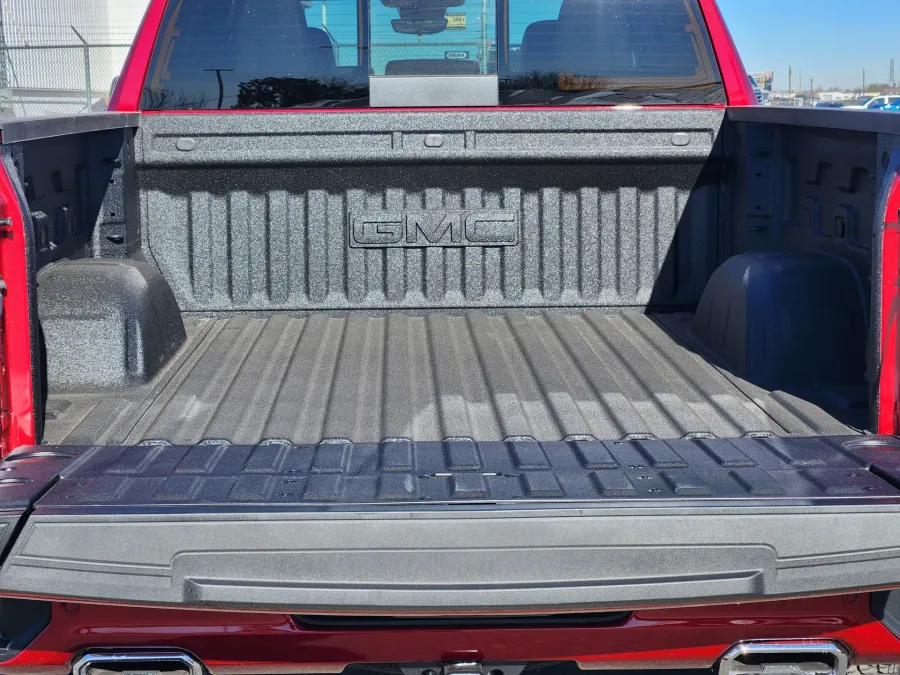 2026 GMC Sierra 1500 AT4 | Photo 18 of 21