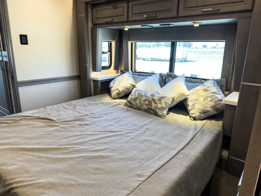 2026 Renegade Classic 45CMR | Photo 24 of 29