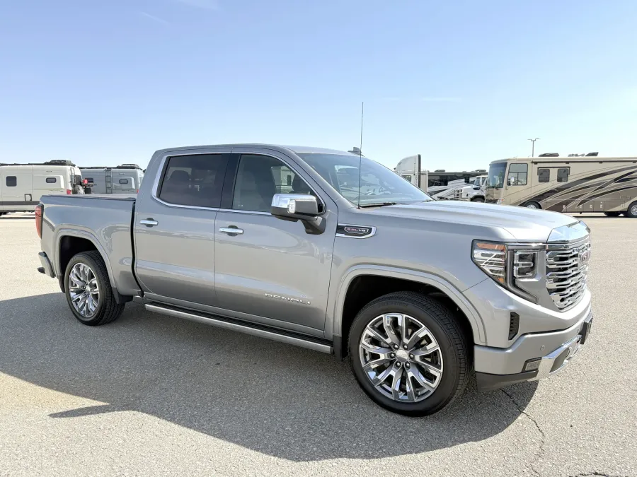 2024 GMC Sierra 1500 Denali | Photo 24 of 24