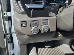 2025 Chevrolet Silverado 3500HD LT | Thumbnail Photo 13 of 18