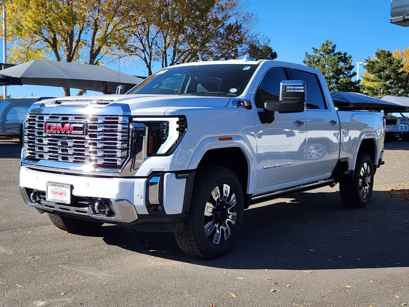 2026 GMC Sierra 2500HD Denali | Photo 3 of 31