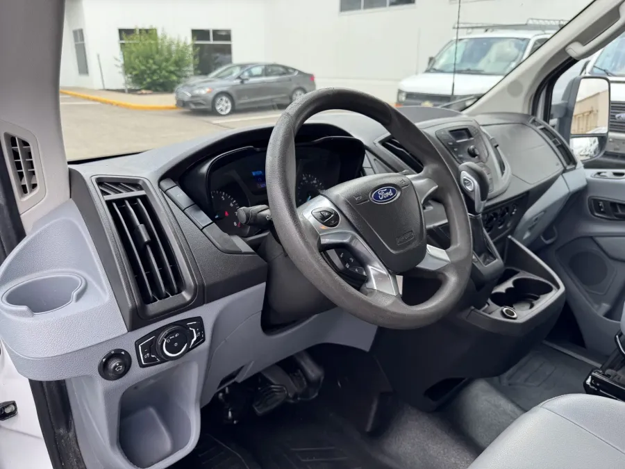 2018 Ford Transit | Photo 20 of 21