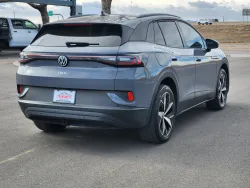 2023 Volkswagen ID.4 | Thumbnail Photo 2 of 22