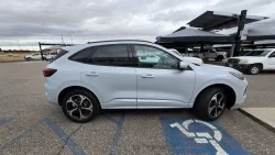 2026 Ford Escape Hybrid | Thumbnail Photo 4 of 32