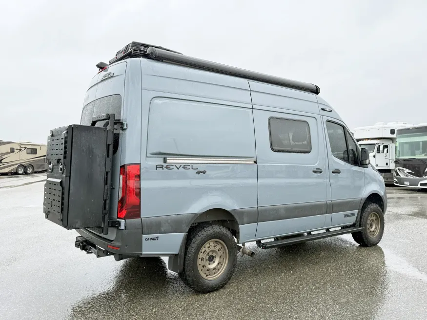 2023 Winnebago Revel 44E | Photo 14 of 20