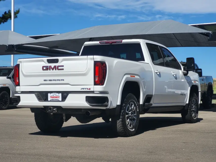 2023 GMC Sierra 2500HD AT4 | Photo 6 of 24